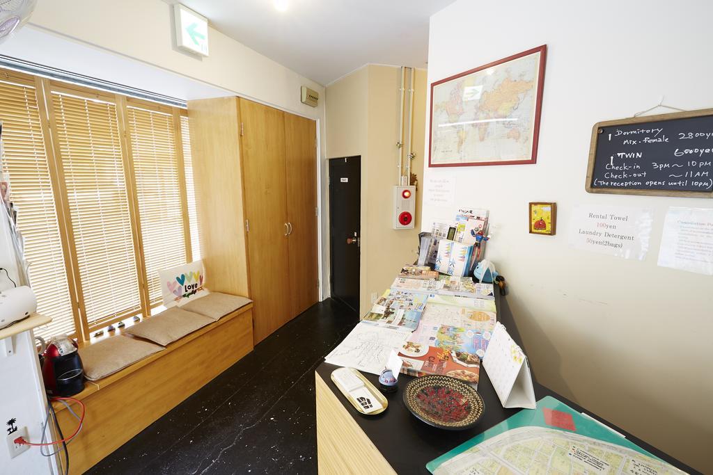 Daikoku Hostel Osaka Exterior foto