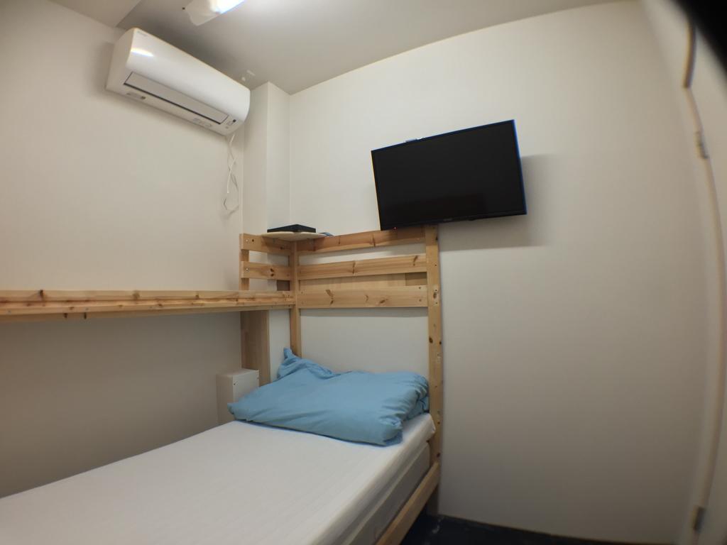 Daikoku Hostel Osaka Exterior foto